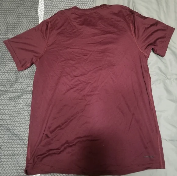 NWT Men's Adidas Mississippi State Bulldogs T-shirt - Picture 2 of 4